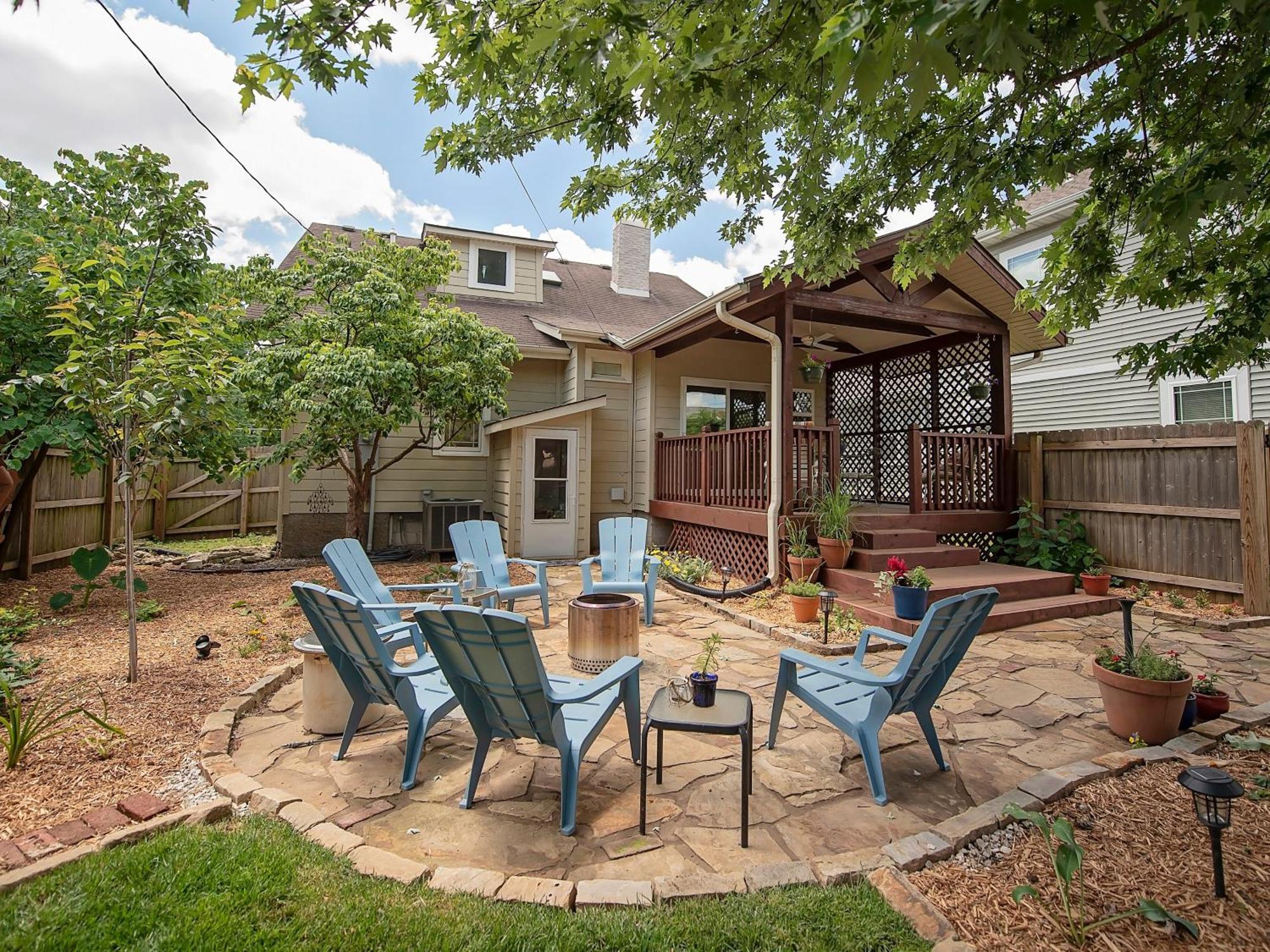 The Cherry St House Near Missouri State University Villa Springfield Exterior photo